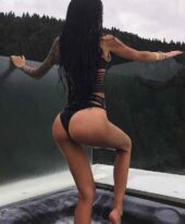 Vika, 22