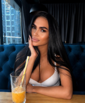 Yanna , 22
