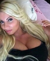 Elena, 30