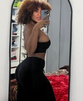 @lailasantiagoo
